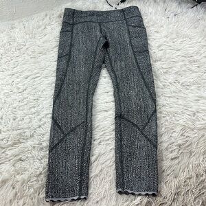 Lululemon Tight Stuff Tight II (25") Salt Alpine White Black